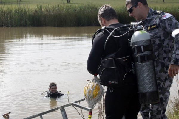 Divers demolish at Orchard Hills