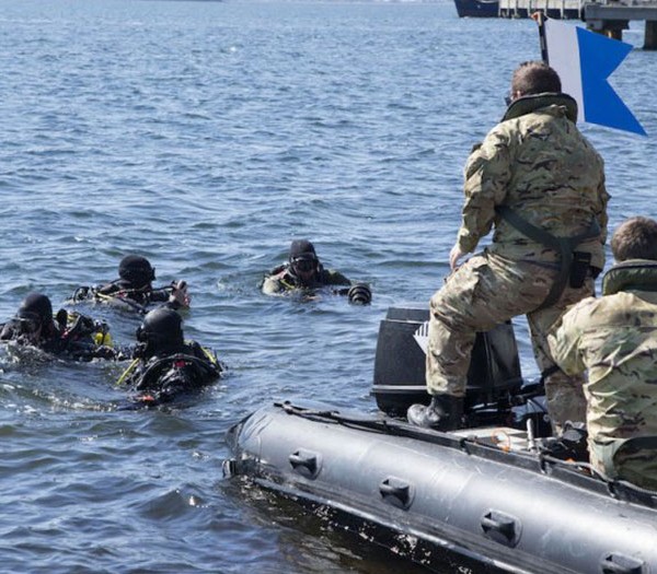 International forces join together in Hobart for Exercise DUGONG 15
